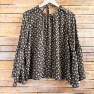 LOFT Blouse Women’s Size XS Gray Peacock Feather Print Peasant Boho Bell Sleeve